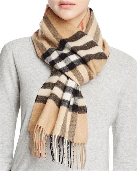 giant icon check cashmere scarf burberry|burberry classic check cashmere scarf.